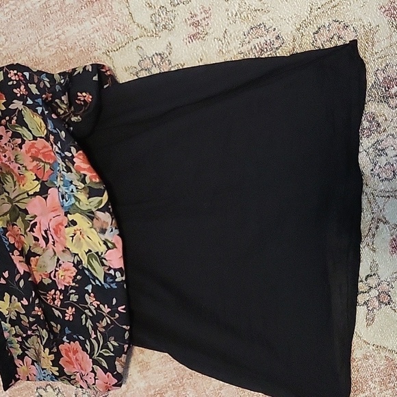 Wet Seal Floral Lined Hidden Back Zip Adjustable Strap Cotton Sundress - Size M - Picture 11 of 12